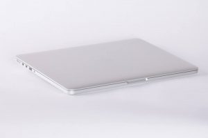 MacBook Pro zugeklappt